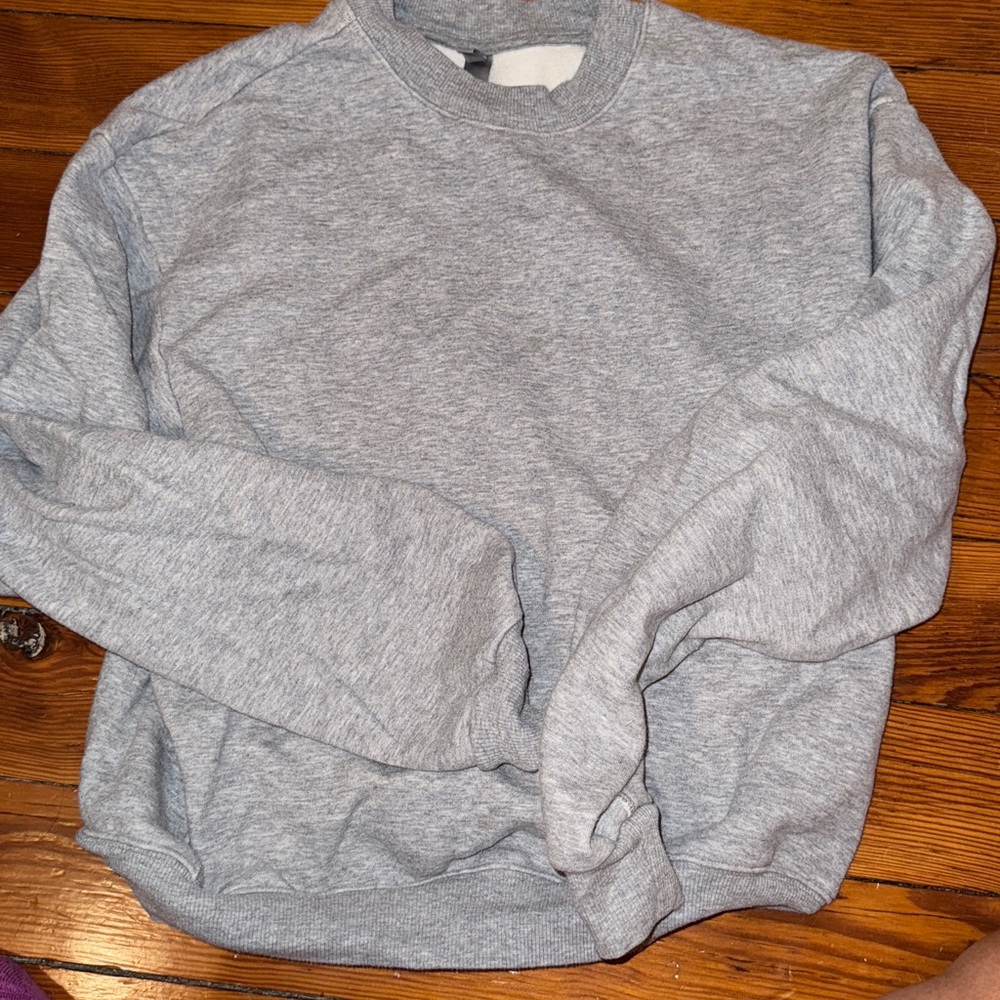 SKIMS Light Gray Crewneck Top